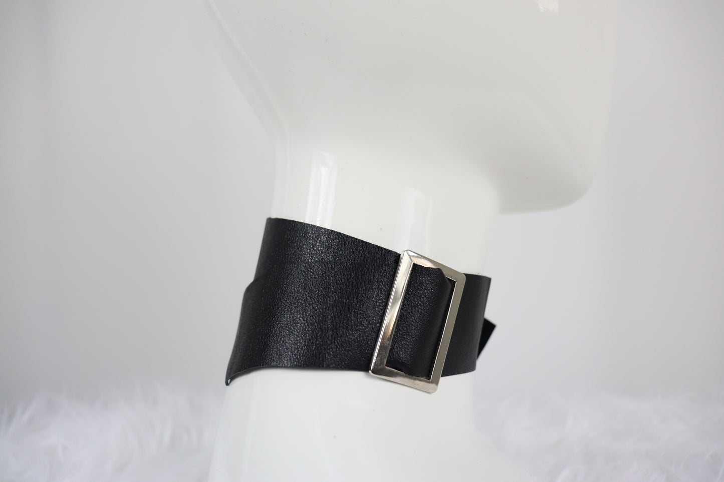 CHOKER - Double Buckle