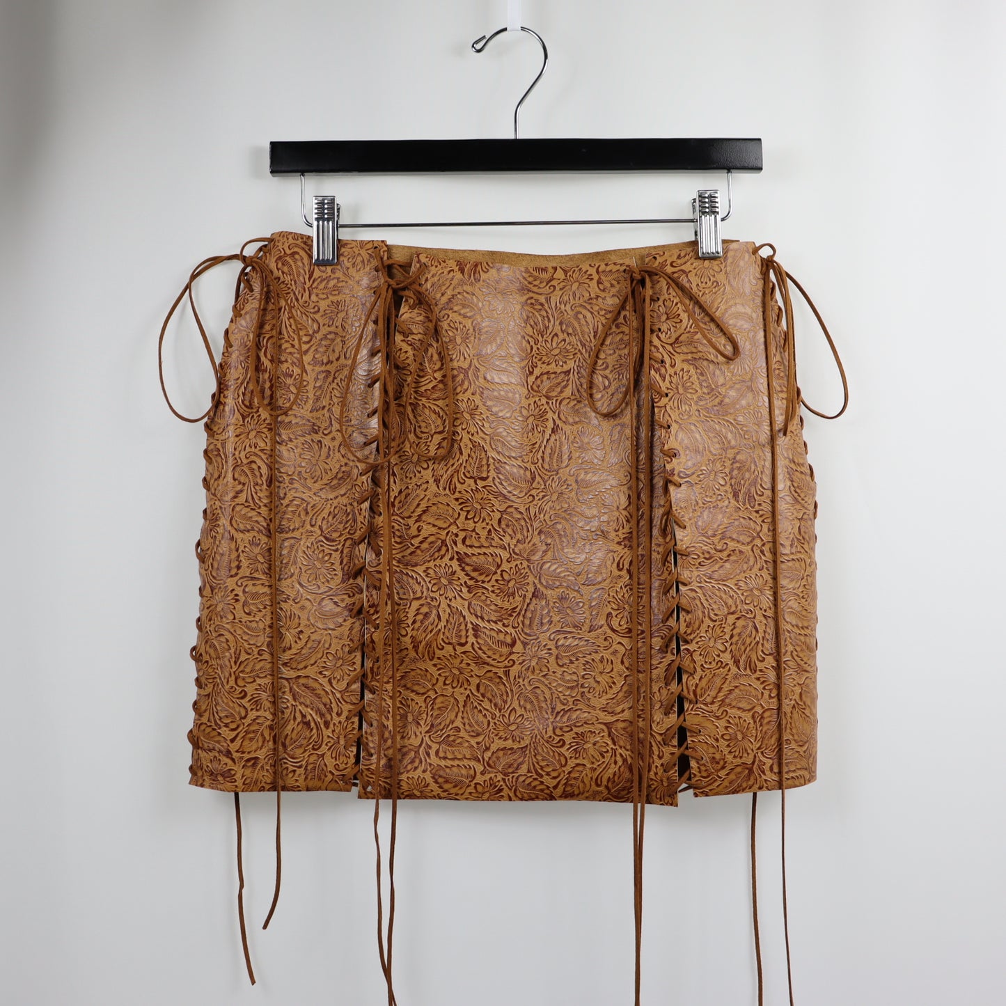 ADJUSTABLE LEATHER SKIRT- BROWN