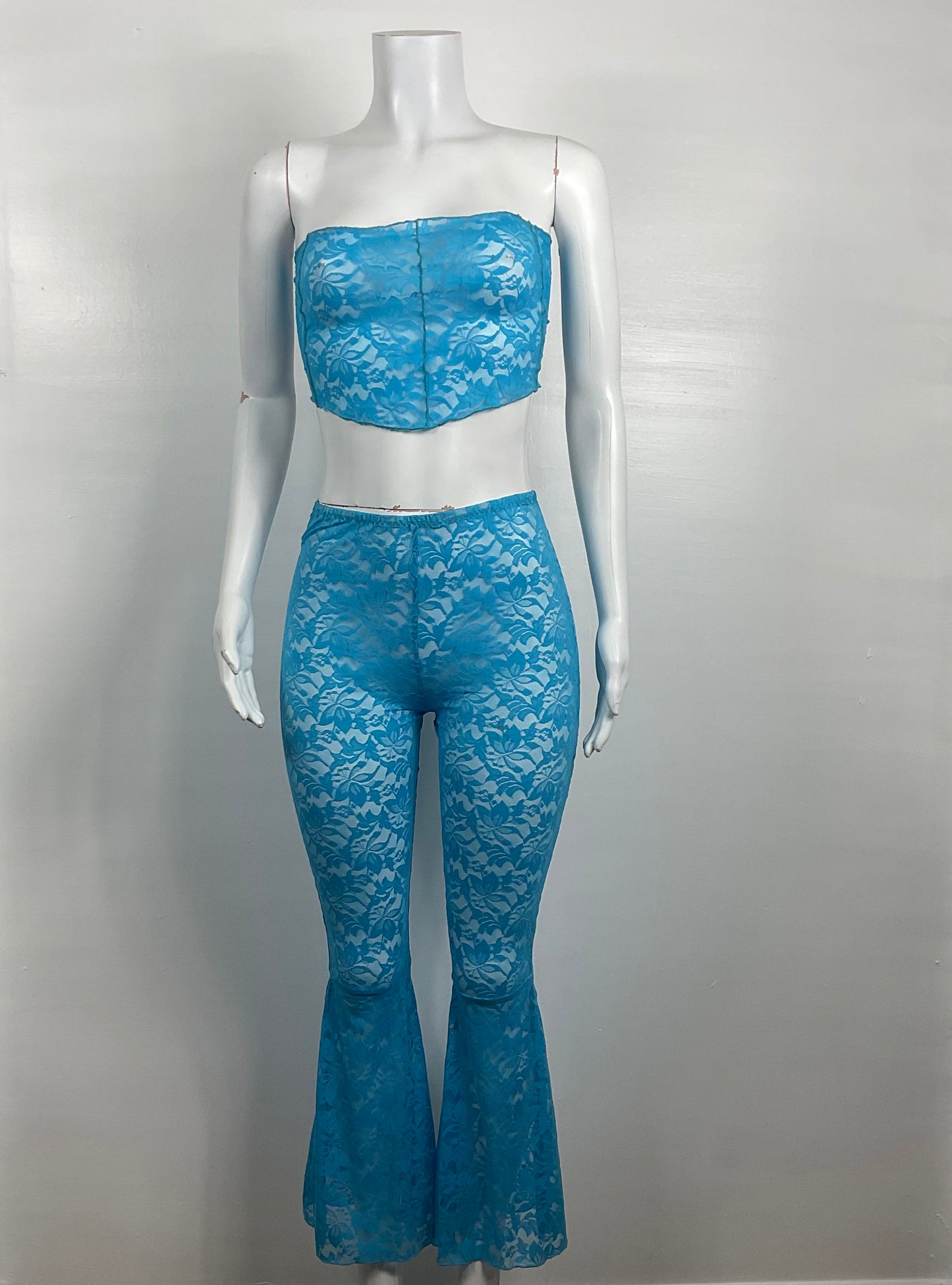 Bundle - Top & Fitted flared pants