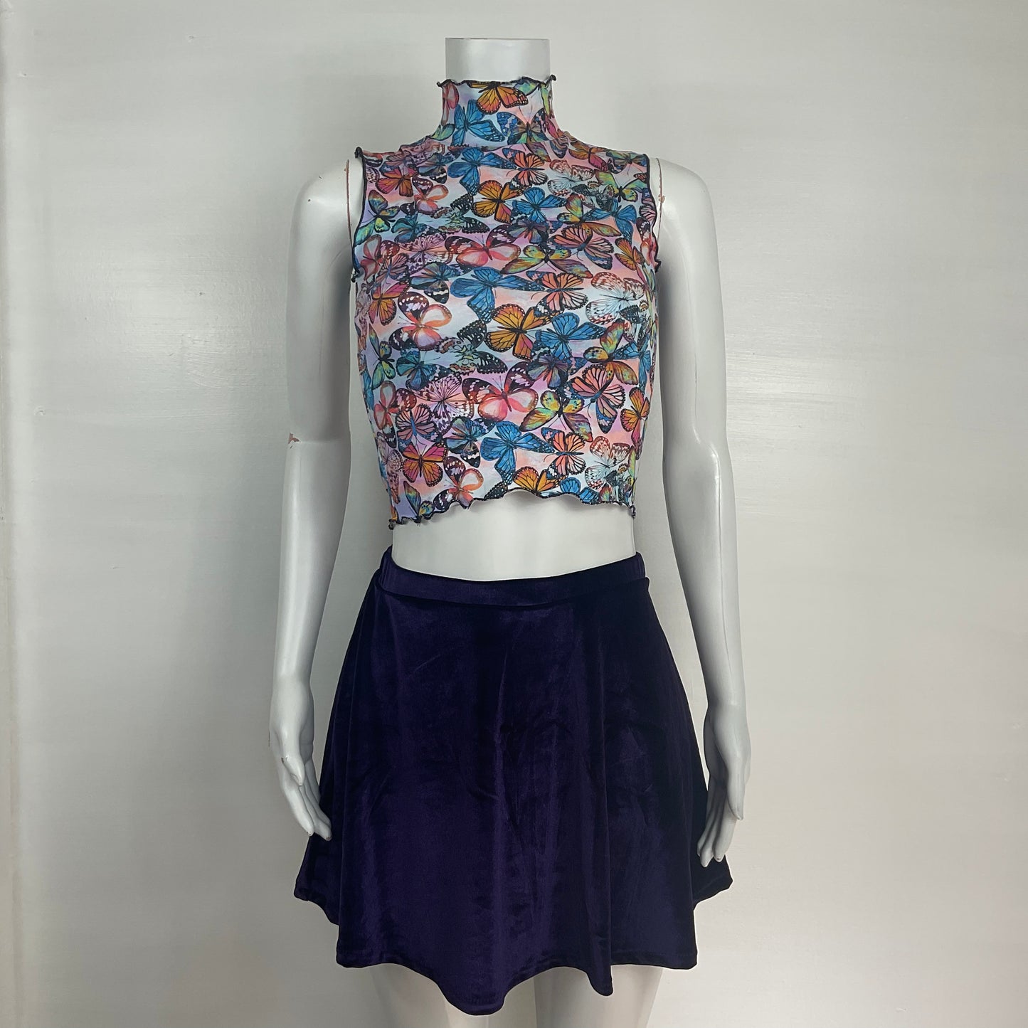 Bundle - Turtleneck & Velvet skirt