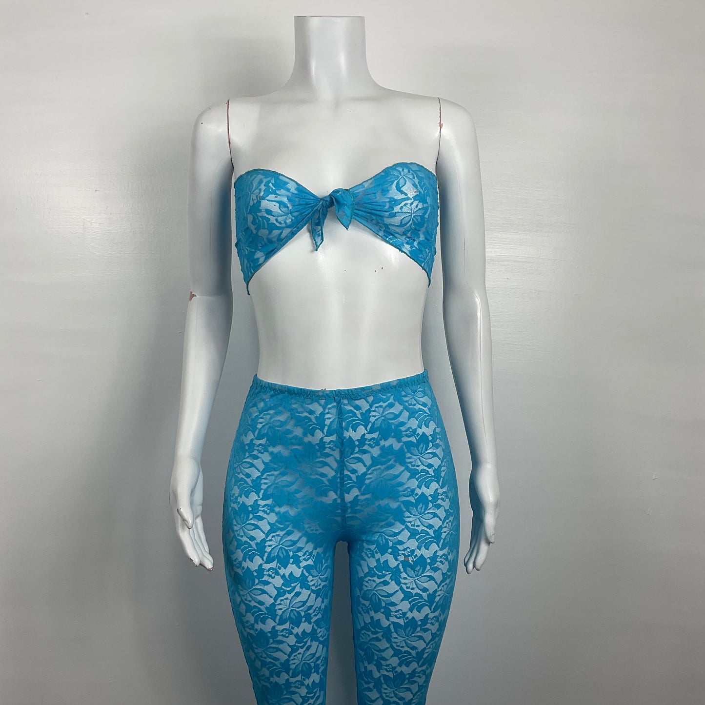 Bundle - Top & Fitted flared pants
