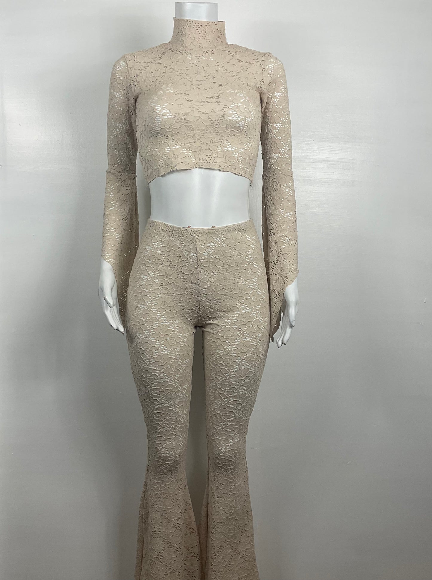 Bundle - Top &  Fitted flared pants