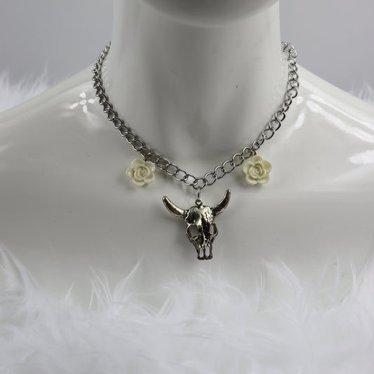 NECKLACE -  Roses &  Scull