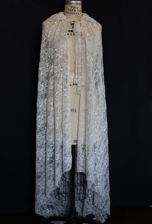 IVORY LACE CAPE