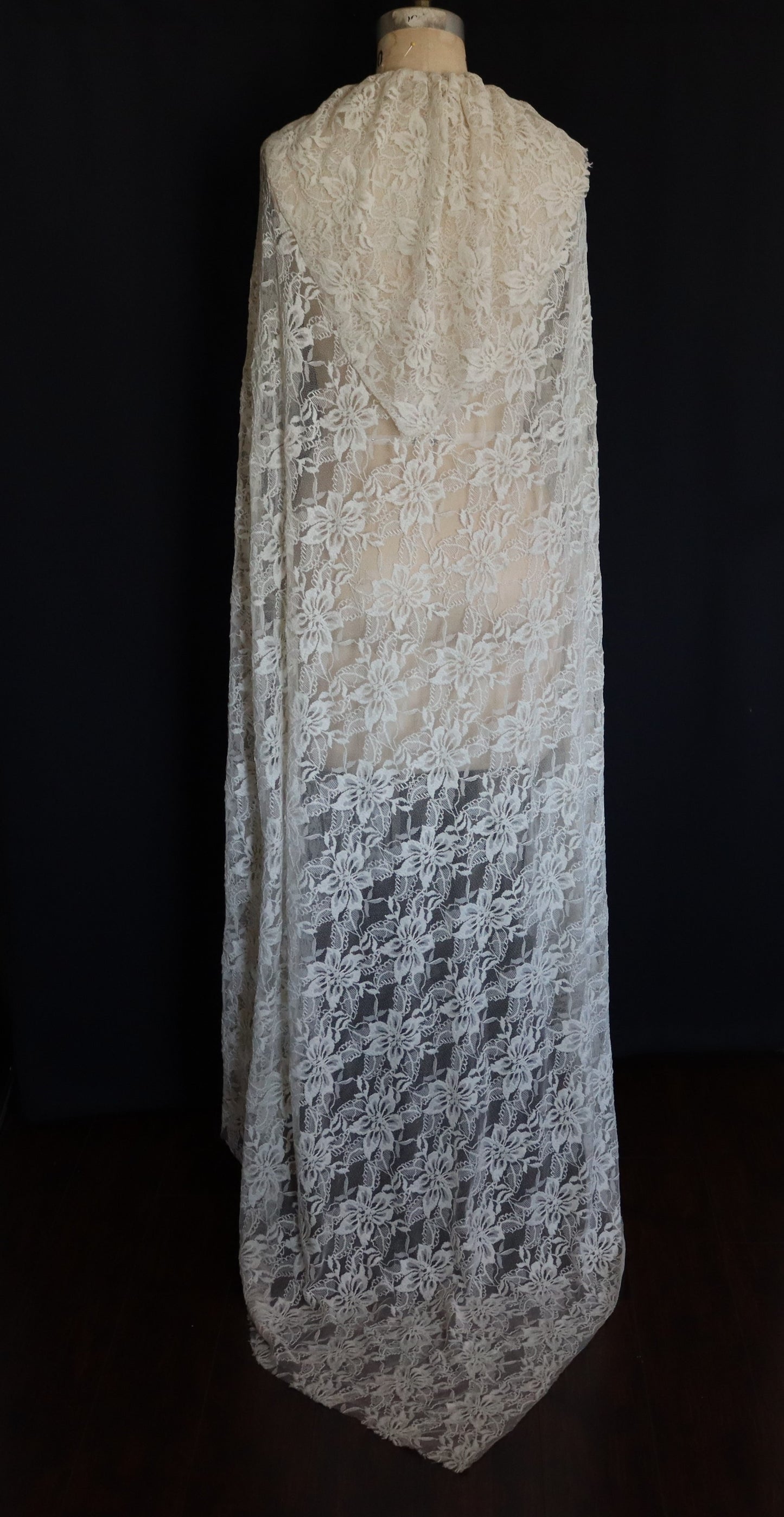 IVORY LACE CAPE