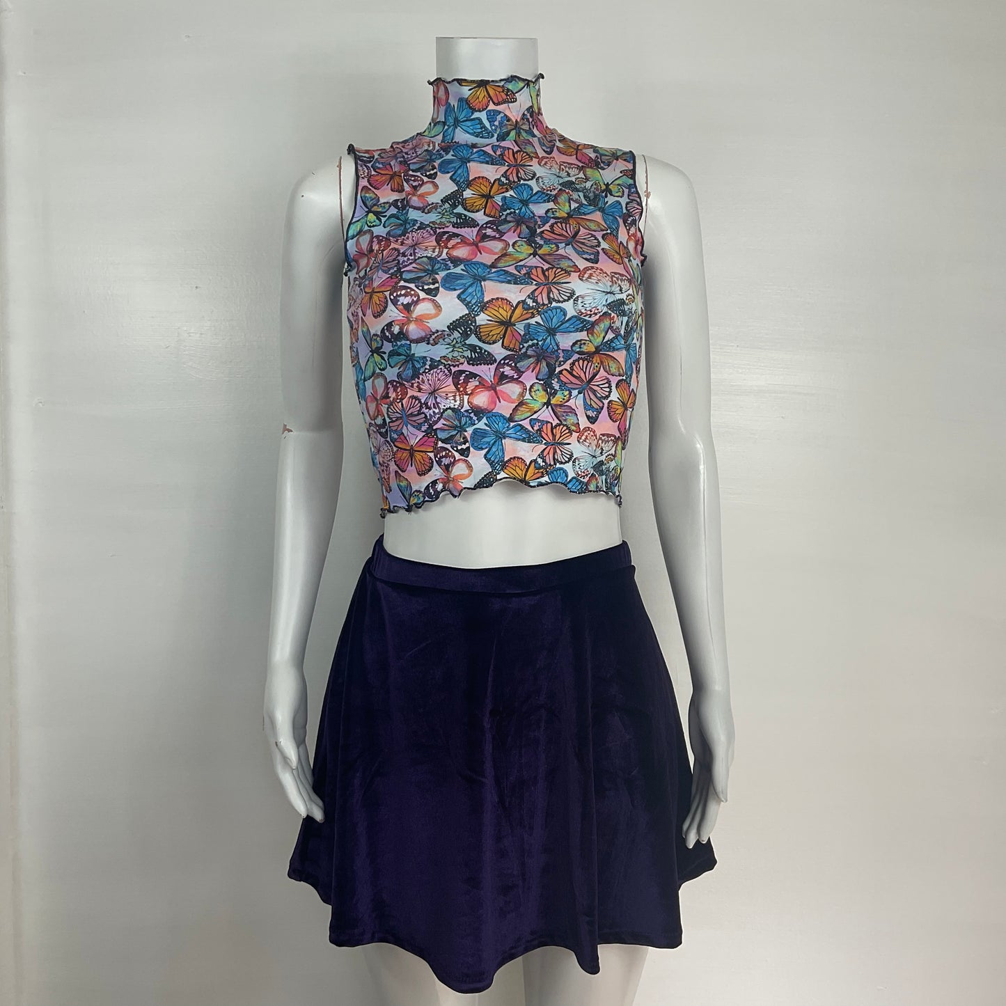 Bundle - Turtleneck & Velvet skirt